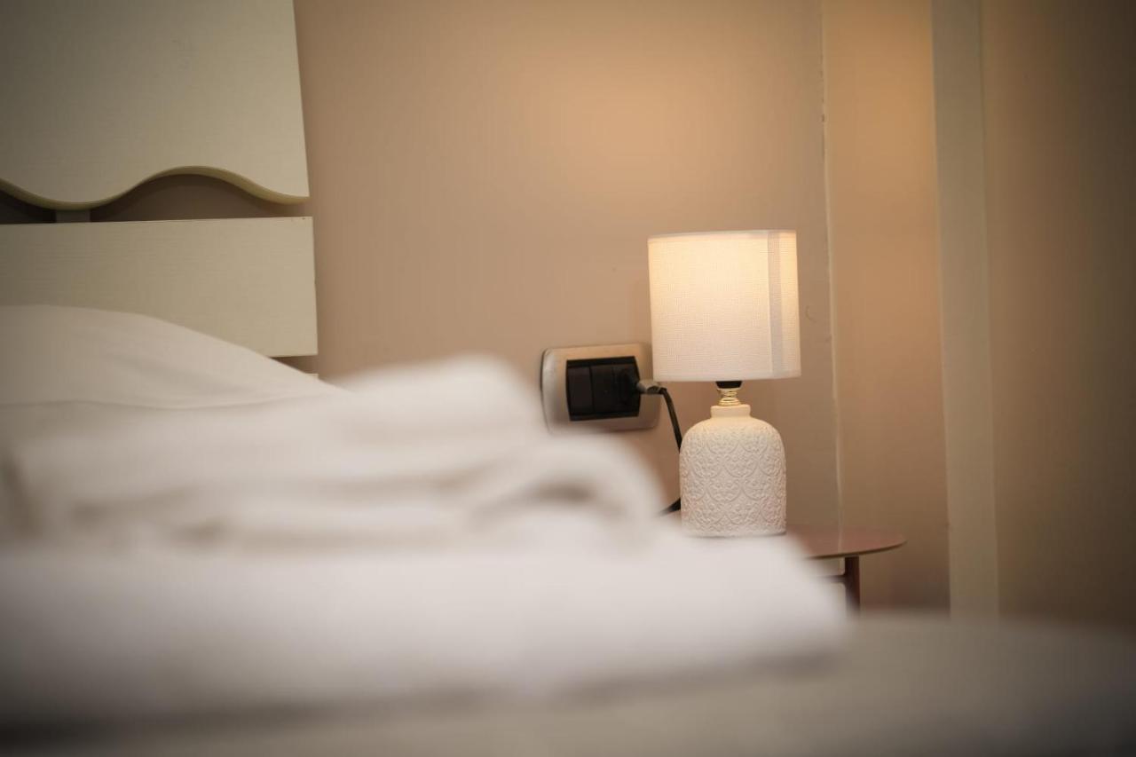 ホテル B＆B パラダイス ナポリ エクステリア 写真
