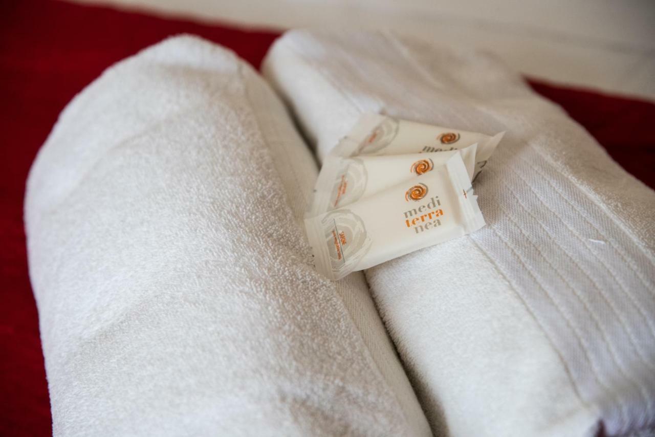 ホテル B＆B パラダイス ナポリ エクステリア 写真